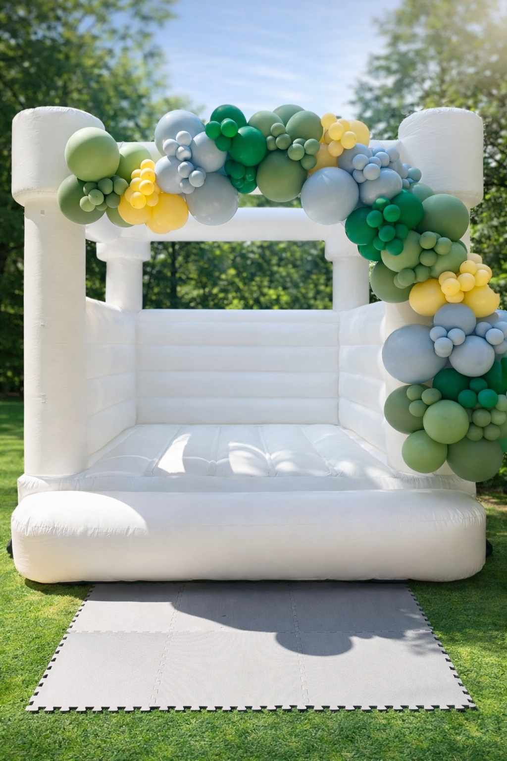 10' Bounce House